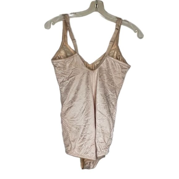 Flexees Undergarment - Picture 4 of 6